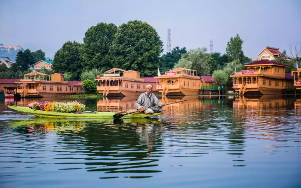 Kashmir Tour Packages from Delhi